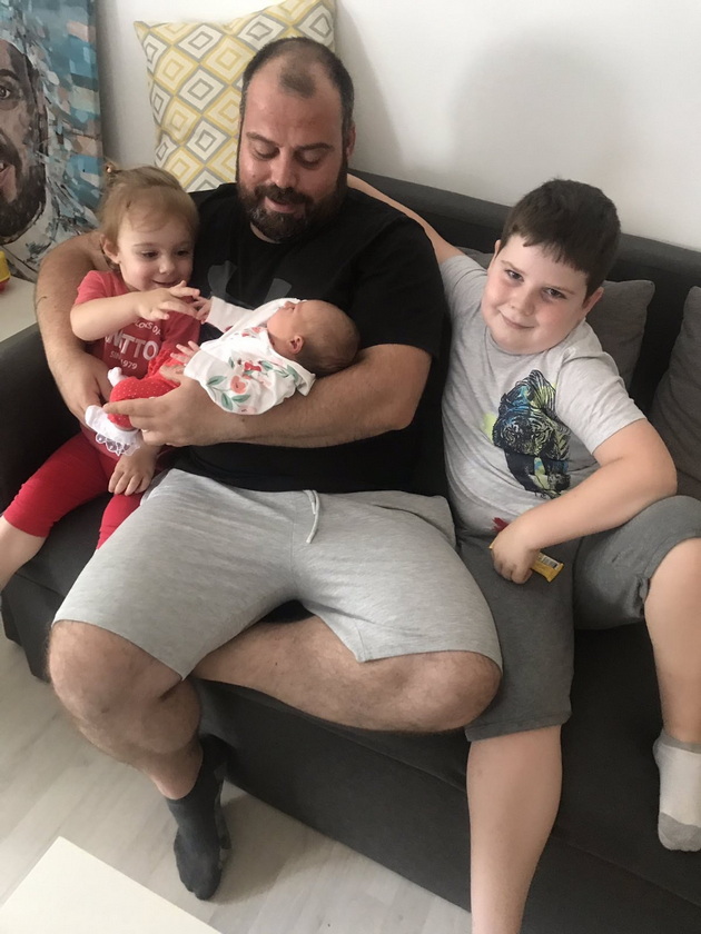 shef-nikola-za-tatkovstvoto-mi-beshe-malku-strav-na-sinot-da-mu-kazham-deka-kje-stane-polubrat-no-me-iznenadi-negovata-zrelost-10.jpg