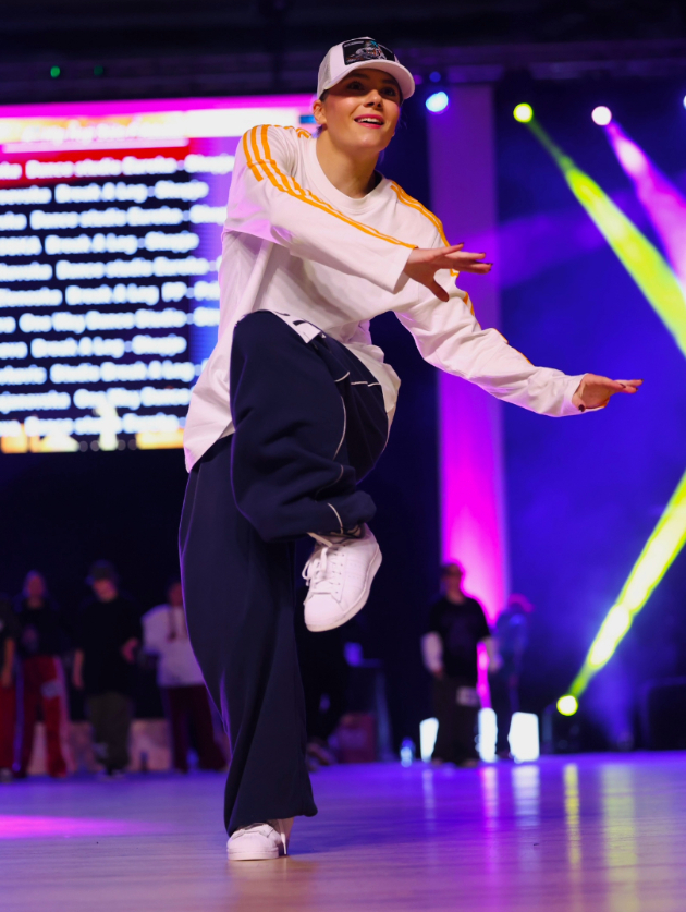 anja-jolakoska-devojkata-shto-inspirira-generacii-tanchari-nema-nevozmozhno-koga-neshto-sakash-dovolno-silno-08.jpg