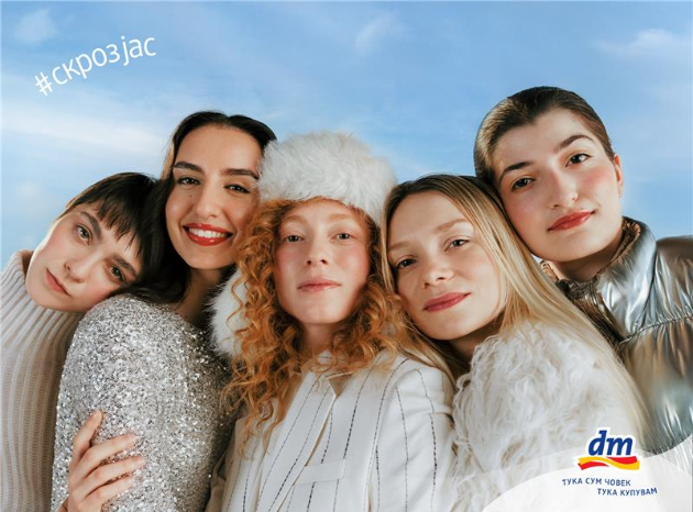 bleskajte-so-vashiot-skrozjas-moden-stil-za-vreme-na-veselite-praznichni-denovi-ispolneti-so-mnogu-iznenaduvanja-01.jpg
