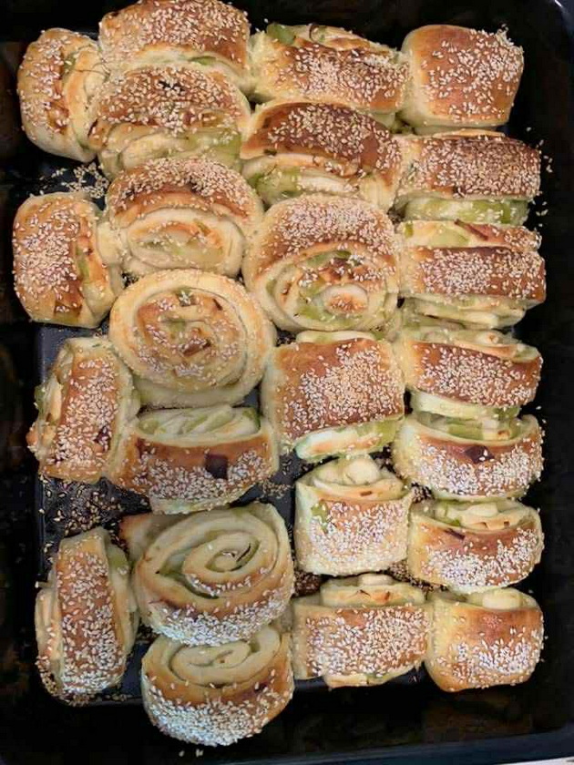 angela-25-od-kochani-od-10-godini-gotvam-tradicionalen-ruchek-za-doma-receptite-i-talentot-mi-se-od-baba-mi-26_copy_copy.jpg