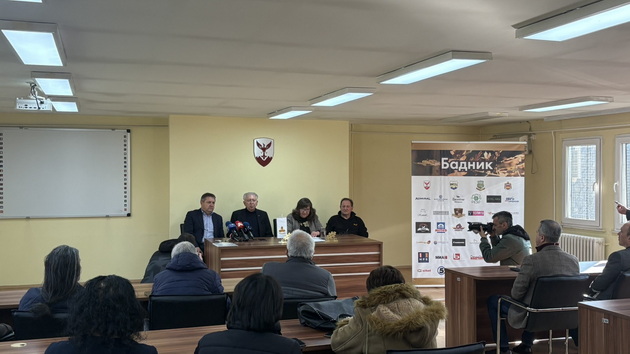 pretstaveni-kumot-i-zdravicharot-za-badnik-2026-od-zdruzhenieto-na-gragjani-odbor-za-tradicionalna-proslava-na-badnik-vo-skopje-01.jpg