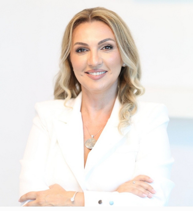 uspeshni-makedonci-niz-svetot-d-r-biljana-talevska-e-dermatolog-vo-shvedska-02.jpg