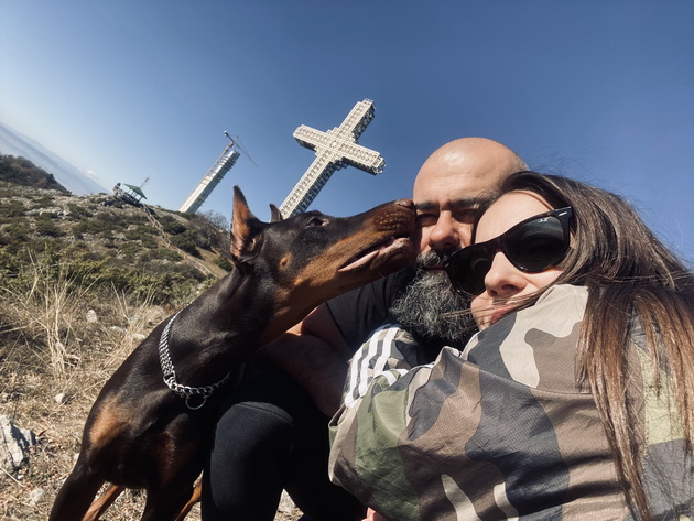 intervju-so-grizzly-semejstvoto-so-4-deca-2-konja-1-kuche-vljubenici-vo-prirodata-na-koi-kozjak-im-e-vtor-dom-04.jpeg