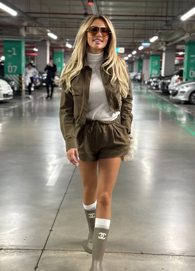 natasha-figurela-site-sakame-pari-jas-sum-hedonist-jas-sum-bik-vo-horoskop-sakam-luksuz-skapi-chanti-07.jpg