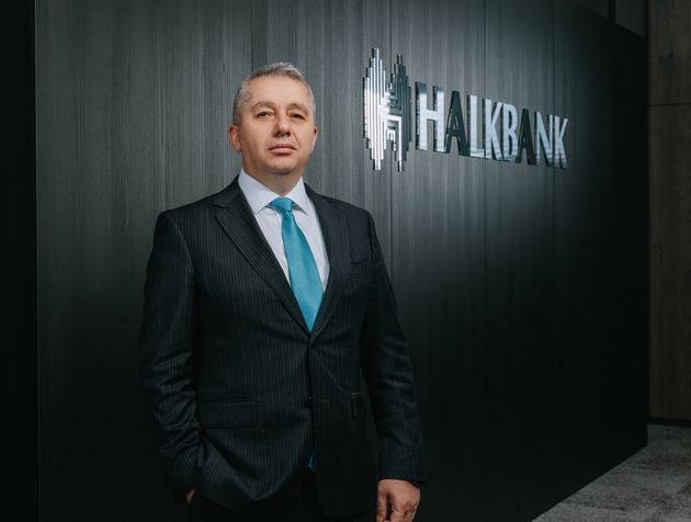 fatih-shahbaz-e-nov-glaven-izvrshen-direktor-na-halkbank-ad-skopje-02.JPG