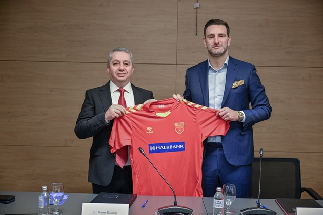 halkbank-kluchen-poddrzhuvach-na-makedonskiot-rakomet-potpishan-dogovor-za-sorabotka-i-za-2026-godina-01.JPG