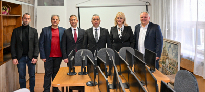 halkbank-so-donacija-na-kompjuterska-oprema-ja-zajaknuva-digitalnata-nastava-vo-ducor-partenija-zografski-повекје.jpg