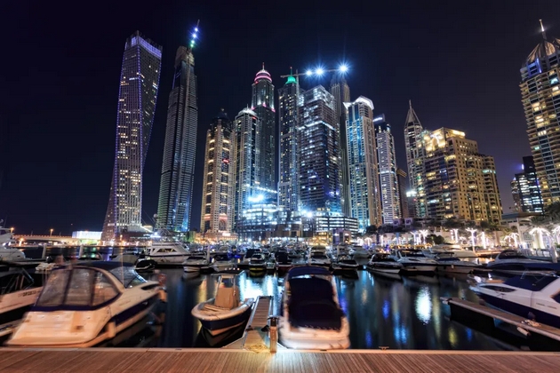 mrachnata-tajna-na-devojkite-vo-dubai-koi-se-falat-so-raskosh-i-luksuz-02.JPG