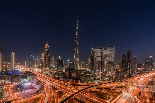 mrachnata-tajna-na-devojkite-vo-dubai-koi-se-falat-so-raskosh-i-luksuz-06.JPG
