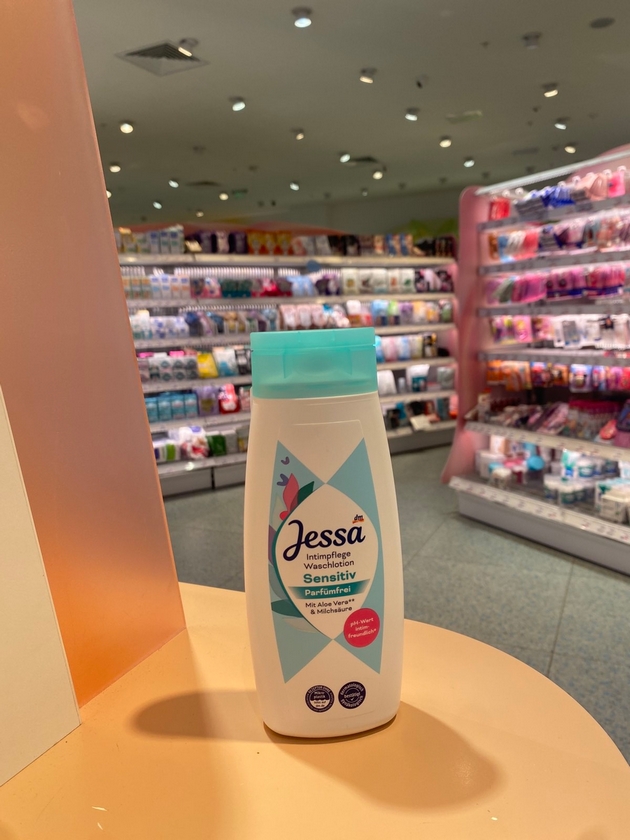 ovie-jessa-tamponi-chinat-159-denari-a-vo-pakuvanjeto-ima-56-parchinja-pogledni-gi-i-ostanatite-sekogash-povolno-favoriti-od-jessa-05.JPG