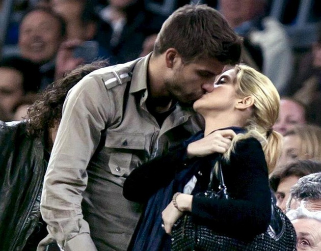 i-po-3-godini-shakira-ja-boli-neverstvoto-na-pike-no-prvpat-go-pofali-javno-zoshto-e-spremna-da-svrti-nov-list-04.jpg