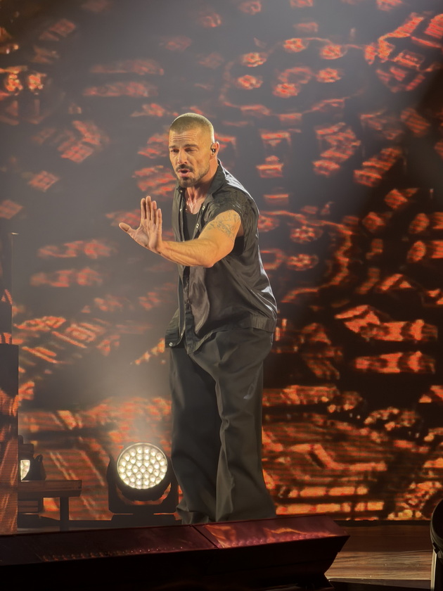 jordan-od-skopje-beshe-na-koncert-na-riki-martin-vo-bratislava-ima-energija-shto-retko-se-gleda-vip-biletite-bea-okolu-200-24.jpeg