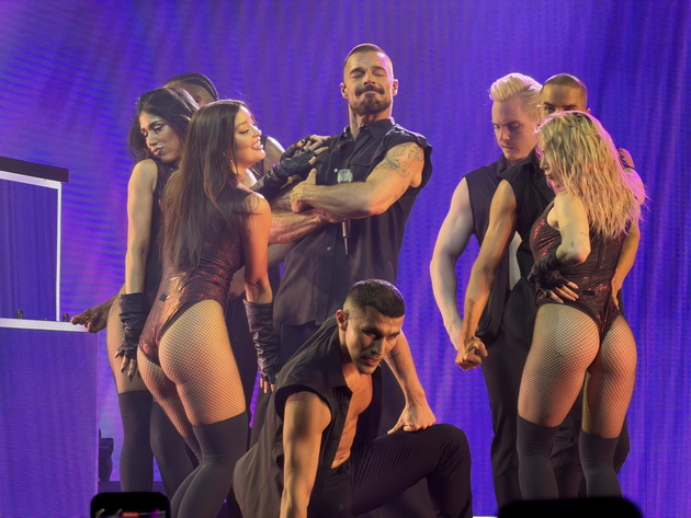 jordan-od-skopje-beshe-na-koncert-na-riki-martin-vo-bratislava-ima-energija-shto-retko-se-gleda-vip-biletite-bea-okolu-200-28.jpeg