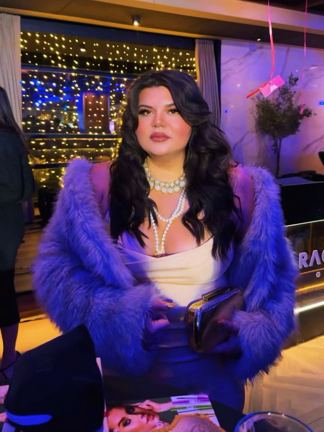 marjana-stanojkovska-vo-gol-fustan-agnesa-vo-vpechatlivi-sandali-shto-oblekoa-gostite-na-influencer-awards-2025-06.jpg