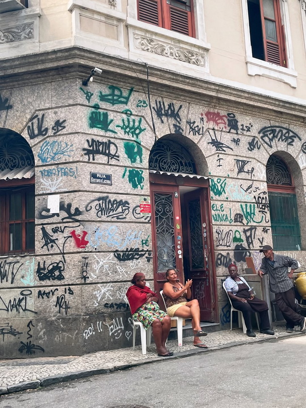 martin-od-skopje-za-patuvanjeto-vo-juzhna-amerika-vo-brazil-piev-najubavo-kafe-machu-pikchu-vo-peru-e-spektakularno-argenticite-se-studeni-09.jpg