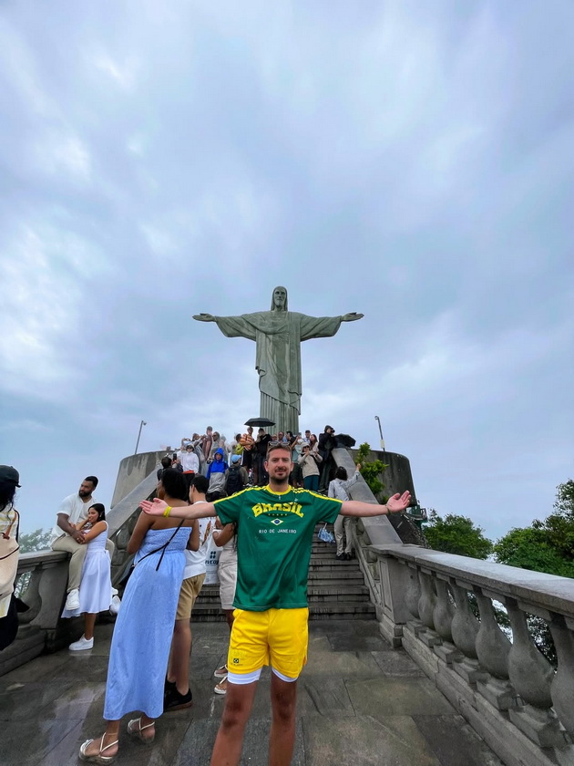 martin-od-skopje-za-patuvanjeto-vo-juzhna-amerika-vo-brazil-piev-najubavo-kafe-machu-pikchu-vo-peru-e-spektakularno-argenticite-se-studeni-14.jpg
