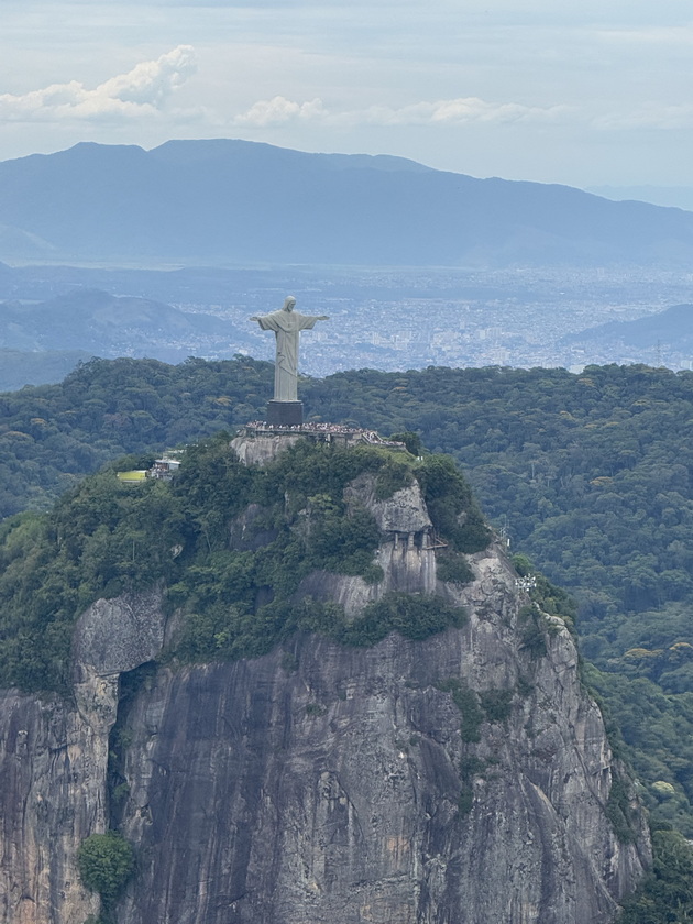 martina-od-bitola-ja-poseti-latinska-amerika-mi-se-dopadna-mesoto-od-lama-ne-me-isplashija-kriminalcite-vo-favelite-vo-rio-19.jpeg