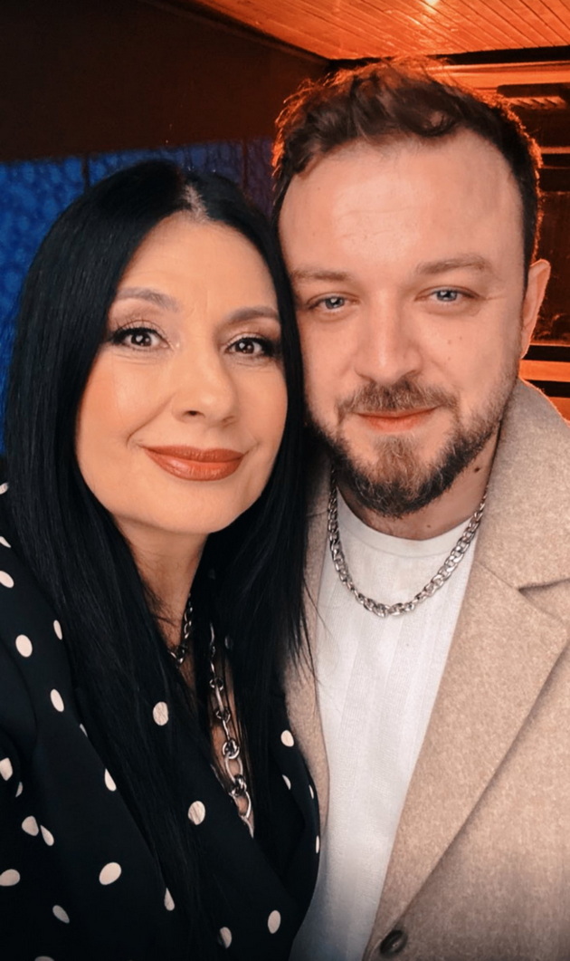 sanja-nikolikj-se-zabavuva-na-koncertot-na-slatkar-vrchak-go-najavi-noviot-album-shto-pravat-nashite-dzvezdi-02.jpg