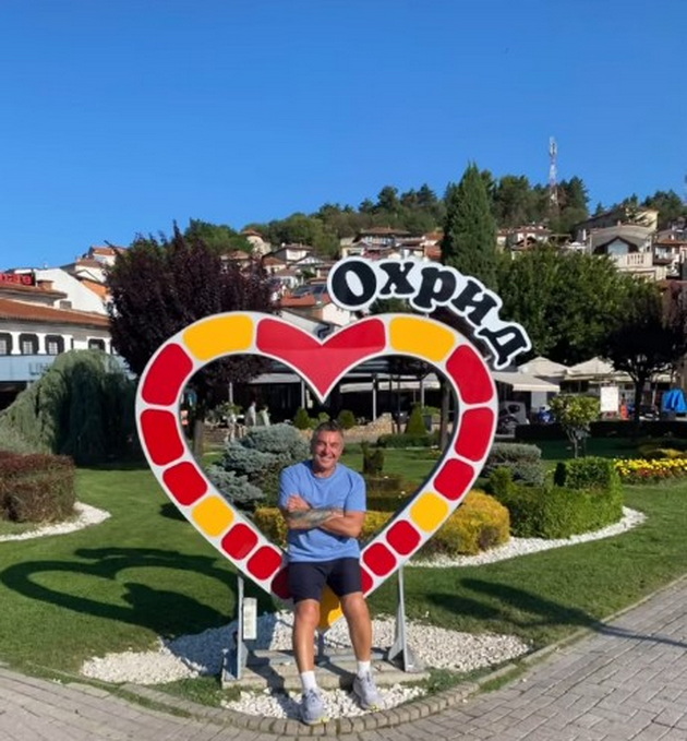 se-ozheni-vo-realno-shou-ja-zameni-soprugata-so-30-godini-pomlada-koj-e-makedonecot-shto-stana-senzacija-vo-avstralija-10.jpg