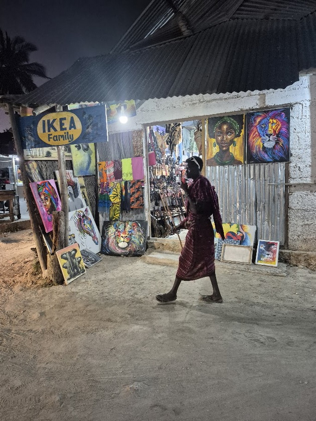 tanja-atanasovska-za-patuvanjeto-vo-zanzibar-lokalcite-me-vikaa-shakira-masaite-i-denes-zhiveat-vo-kukji-od-kal-03_copy.jpg