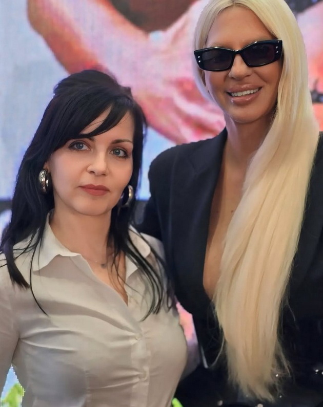 andrijana-jovanovska-nasha-novinarka-10-prichini-zoshto-si-ja-obozhavam-profesijata-15.jpg