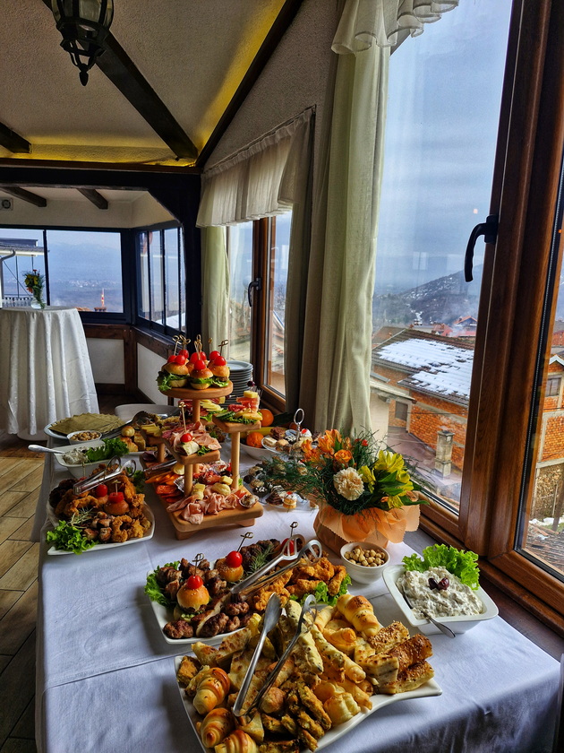 bev-na-vikend-vo-kutmichevica-a-naste-me-trogna-so-ljubovta-kon-rodnoto-vevchani-i-ovoj-lokal-koj-go-raboti-20-godini-07.jpg