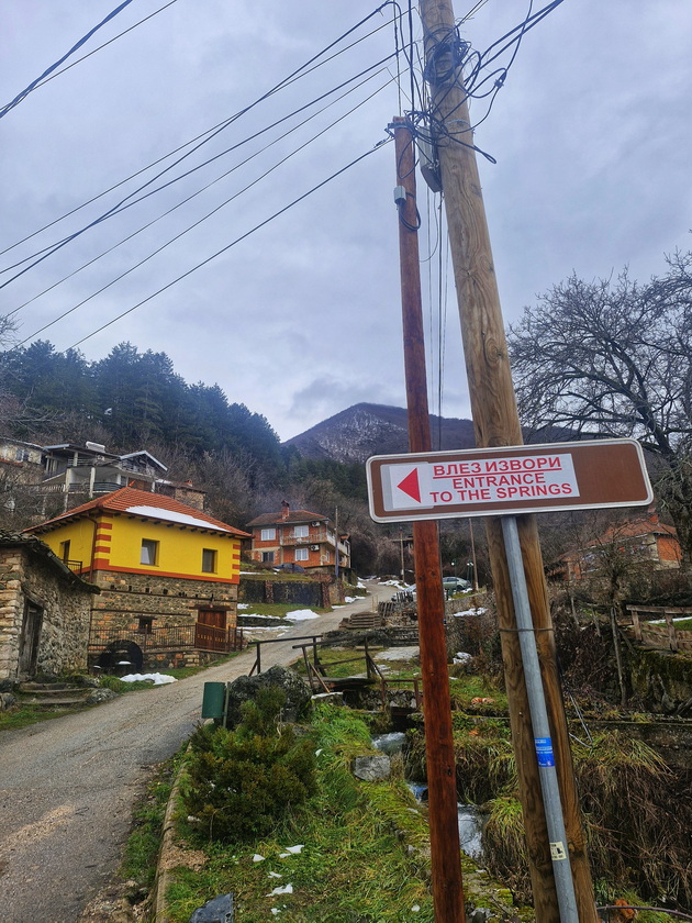 bev-na-vikend-vo-kutmichevica-a-naste-me-trogna-so-ljubovta-kon-rodnoto-vevchani-i-ovoj-lokal-koj-go-raboti-20-godini-15.jpg