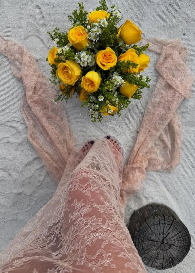 bikini-so-perje-soprugot-ja-fenira-ljupka-mitrova-uzhivashe-vo-luksuz-i-romantika-na-maldivi-foto-15.jpg