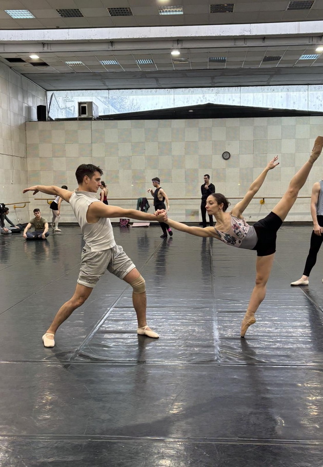 hristina-mitrashinovikj-nasha-balerina-za-crnobelo-10-prichini-zoshto-si-ja-obozhavam-profesijata-09.jpeg