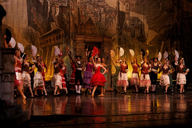 hristina-mitrashinovikj-nasha-balerina-za-crnobelo-10-prichini-zoshto-si-ja-obozhavam-profesijata-14.jpeg