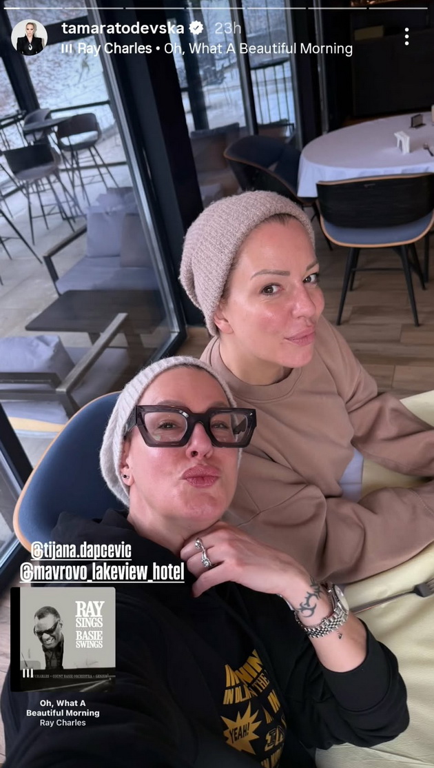 tamara-todevska-i-tijana-vo-mavrovo-bez-gram-shminka-sanja-ristikj-ja-pee-eh-toj-toshe-shto-pravat-makedonskite-dzvezdi-denovive-08.jpg
