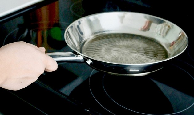 devet-nachini-kako-sami-si-ja-otezhnuvate-rabotata-vo-kujna-06.JPG