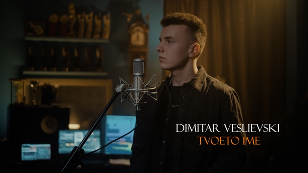dimitar-vaslievski-go-pretstavuva-svoeto-prvo-muzichko-delo-tvoeto-ime-03.JPG