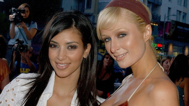 kim-kardashijan-prizna-deka-bila-ochajna-da-stane-slavna-brkav-paparaci-po-hoteli-lazhev-deka-se-druzham-so-britni-spirs-03.JPG