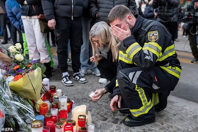 trogatelna-slika-vo-kran-montana-stotici-lugje-na-ulicite-vo-kran-montana-im-oddavaat-pochit-na-zaginatite-vo-pozharot-i-baraat-pravda-07.jpg