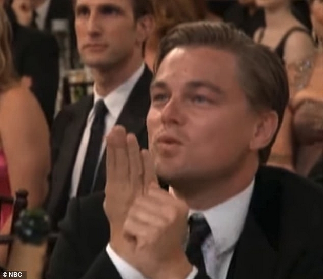 viralnite-i-najsmeshnite-momenti-na-leonardo-di-kaprio-na-zlatni-globusi-koi-go-pretvorija-vo-meme-04.JPG