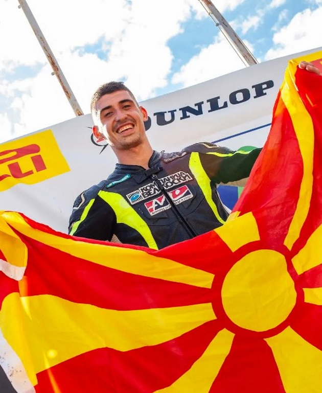 bez-filter-so-hristijan-buzalkovski-jas-sum-edinstveniot-moto-trkach-bez-vozachka-za-motocikl-vo-makedonija-02.jpg