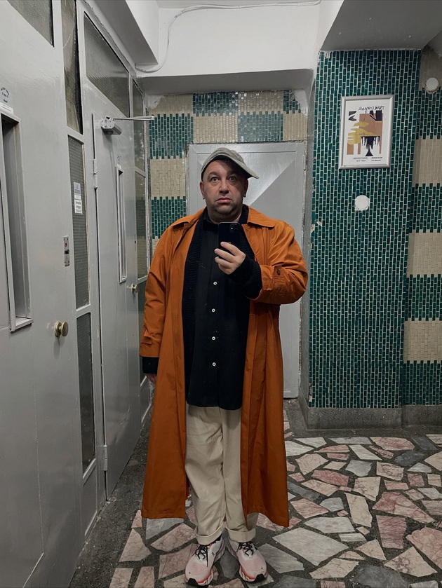 indog-e-mazh-so-alternativen-moden-stil-stilot-e-vkus-a-ne-budjet-imam-skapi-parchinja-bez-logoa-shto-vrishtat-02.jpg
