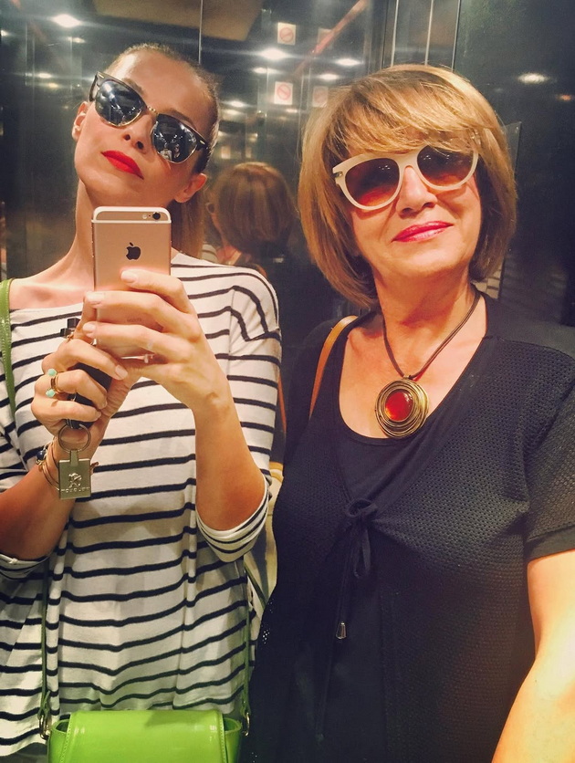 katarina-toples-na-plazha-karolina-prvi-fotki-so-soprugot-retro-fotki-od-2016-ta-se-trend-na-instagram-09.jpg