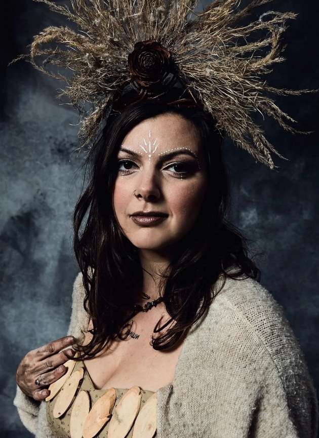 ledenata-betika-15-godini-uchestvuva-na-vevchanski-karneval-sama-gi-pravam-maskite-sum-se-vrakjala-od-laponija-za-karnevalot-19.jpg