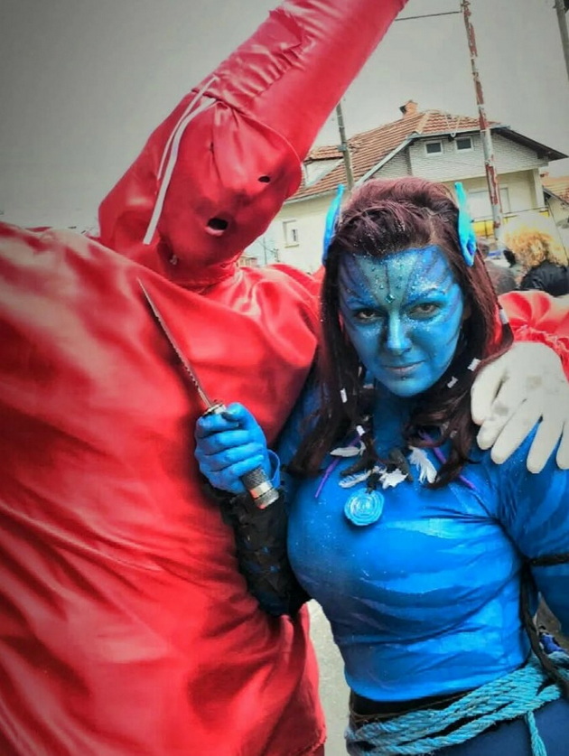 ledenata-betika-15-godini-uchestvuva-na-vevchanski-karneval-sama-gi-pravam-maskite-sum-se-vrakjala-od-laponija-za-karnevalot-22.jpg
