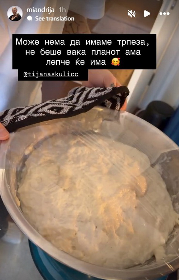 parichkata-kaj-slatkar-badnikovata-trpeza-na-poznatite-makedonci-05.jpg