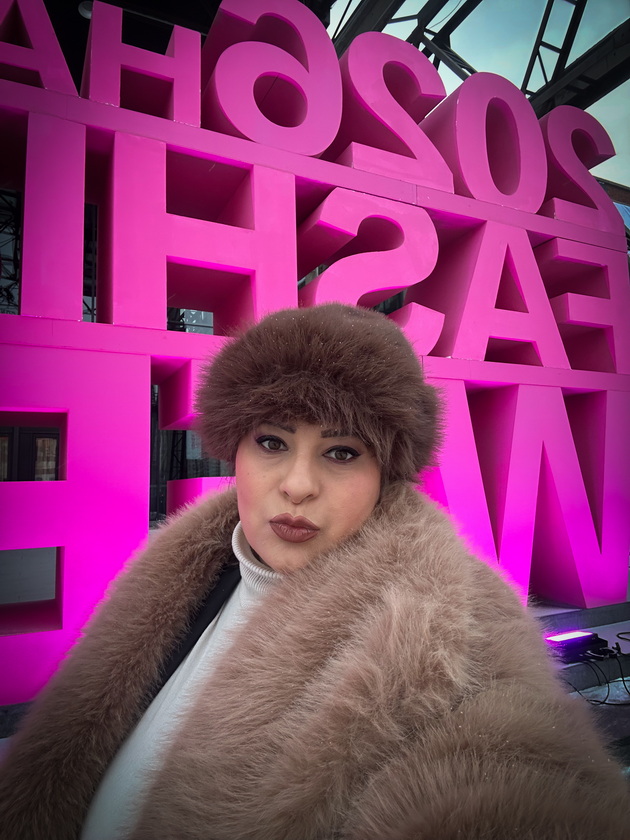 stefanija-naseska-imashe-revija-vo-kina-mi-dadoa-lichno-obezbeduvanje-publikata-se-turkashe-da-se-fotografira-so-mene-21.jpeg