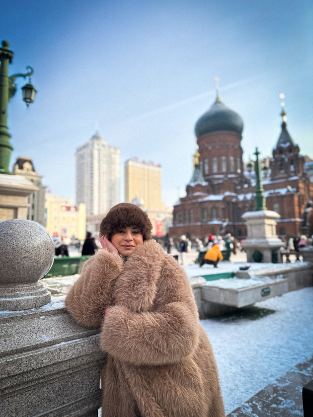 stefanija-naseska-imashe-revija-vo-kina-mi-dadoa-lichno-obezbeduvanje-publikata-se-turkashe-da-se-fotografira-so-mene-28.jpeg