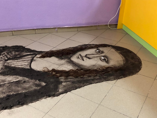 svetlana-od-krivogashtani-slika-portreti-so-kosa-ne-mislev-deka-e-neshto-posebno-dodeka-ne-se-vidov-na-instagram-kaj-novak-13.jpg