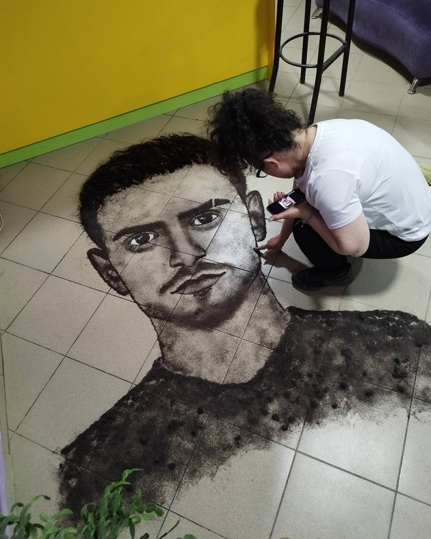 svetlana-od-krivogashtani-slika-portreti-so-kosa-ne-mislev-deka-e-neshto-posebno-dodeka-ne-se-vidov-na-instagram-kaj-novak-24.jpg