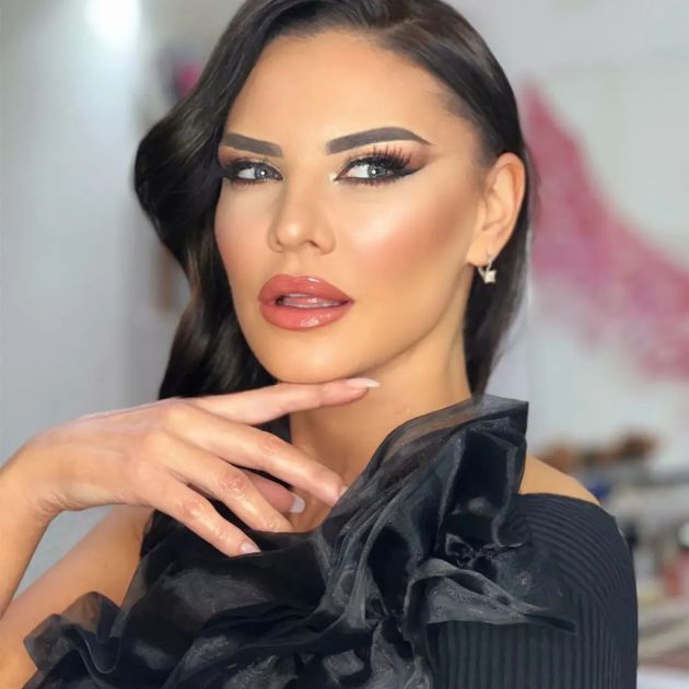 svetlana-crnokrak-ne-staree-vleze-vo-shestata-decenija-i-bleska-na-50-tiot-rodenden-foto-04.jpg