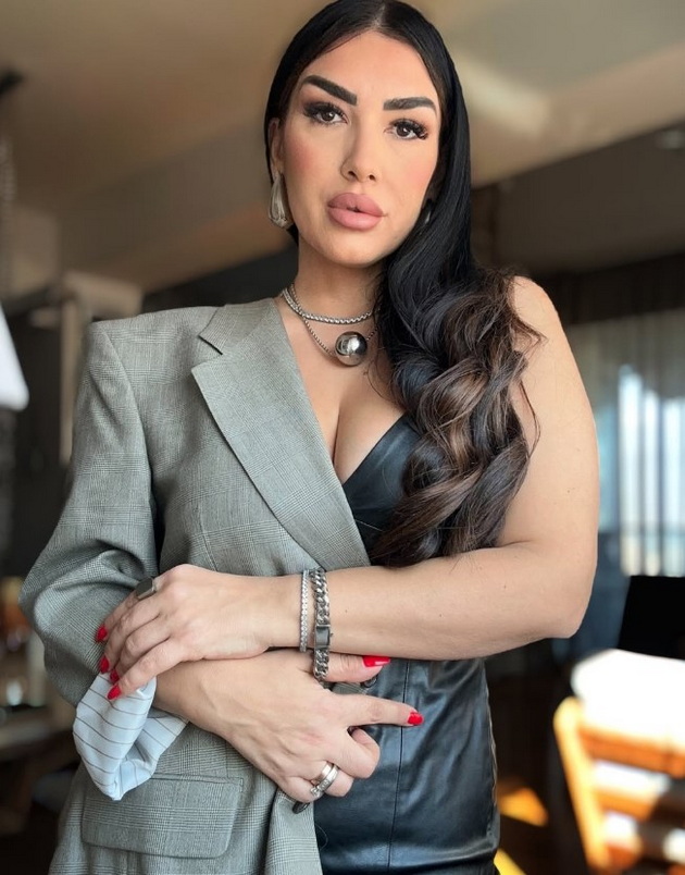 bojana-skenderovski-41-go-proslavi-rodendenot-na-soprugot-55-na-tenerife-pa-otkri-koja-zhena-i-e-idol-vo-zhivotot-12.jpg