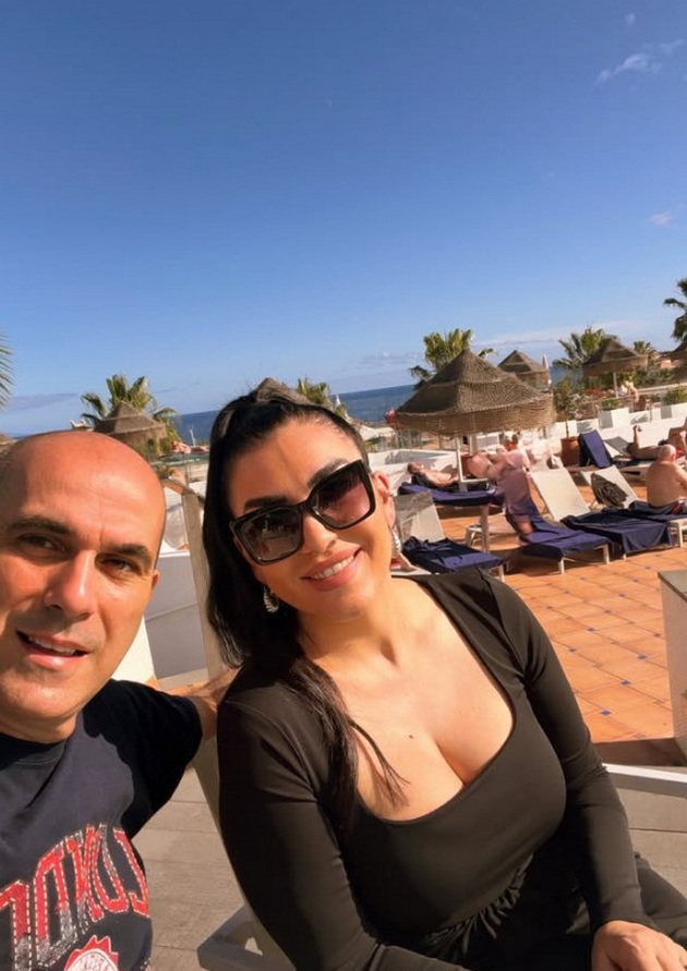 bojana-skenderovski-41-go-proslavi-rodendenot-na-soprugot-55-na-tenerife-pa-otkri-koja-zhena-i-e-idol-vo-zhivotot-13.jpg