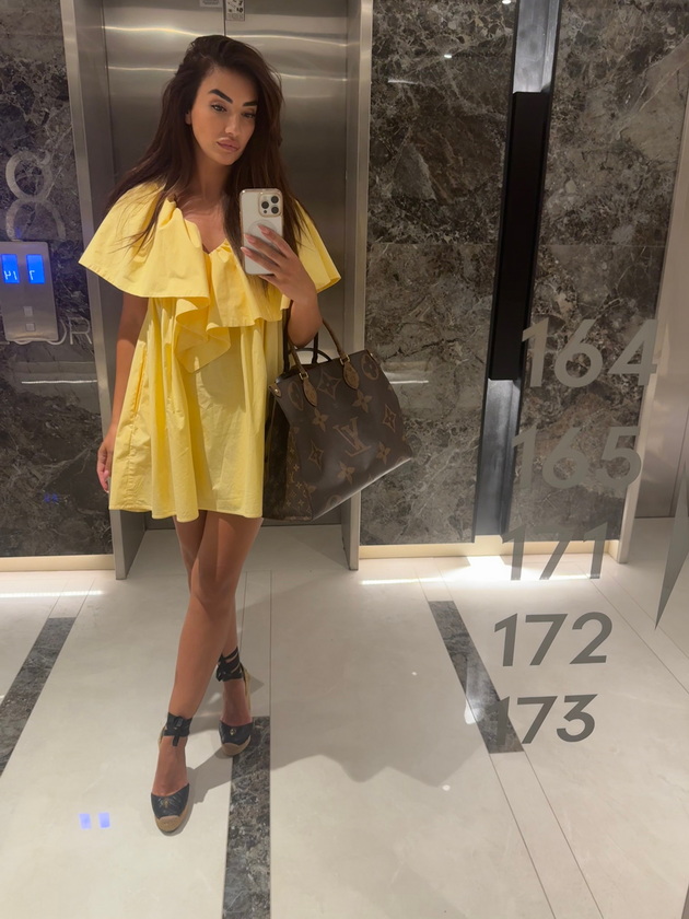 daniela-od-skopje-e-vpechatliva-modna-dama-so-strast-za-skap-i-bezvremenski-nakit-na-koja-dubai-i-e-dom-05.jpeg